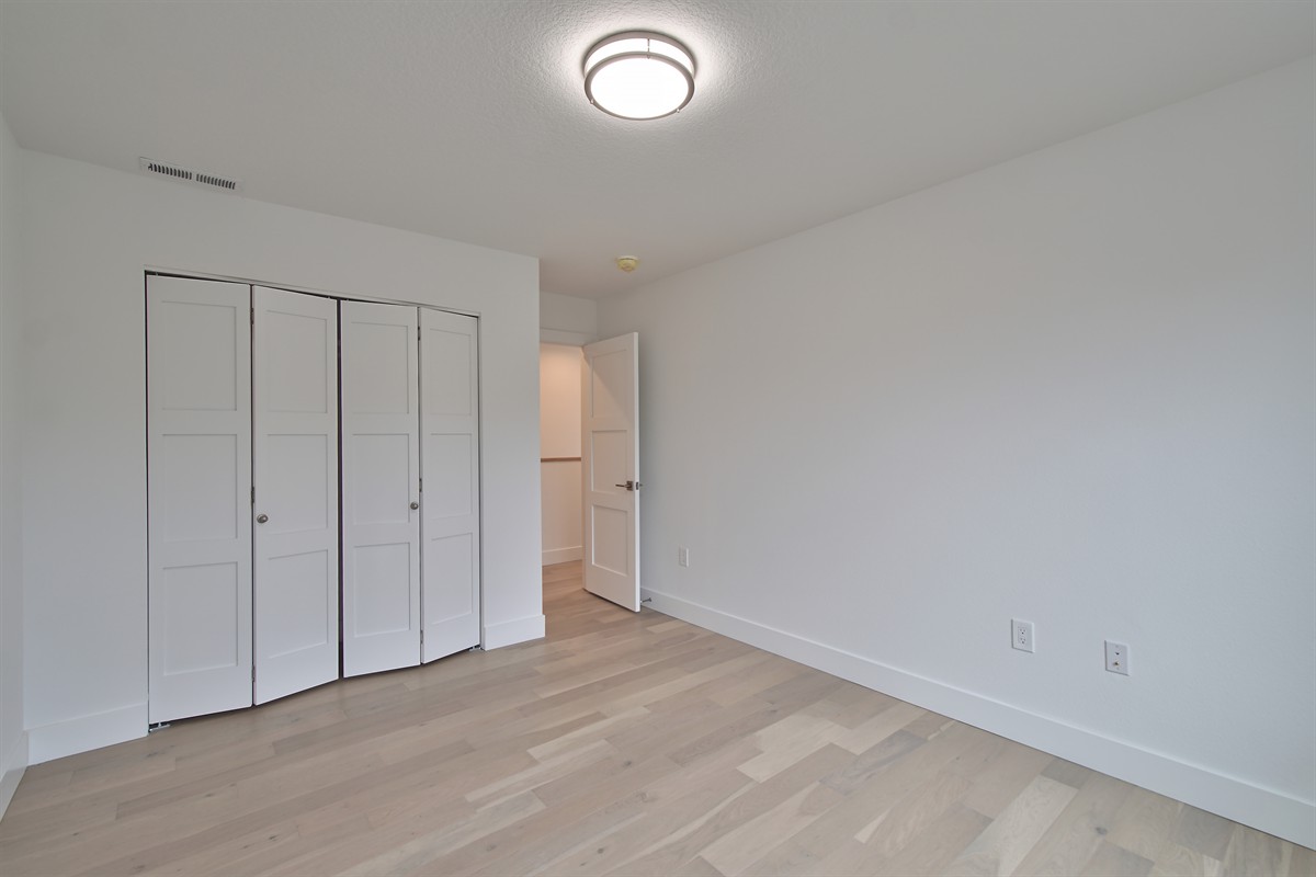 365neoakviewdrive_0125