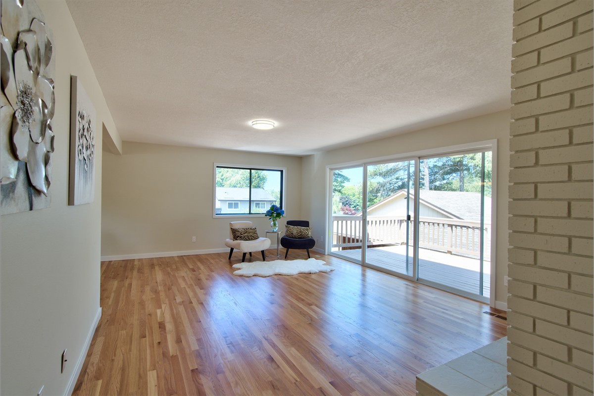 14255swbarlowcourt_0012