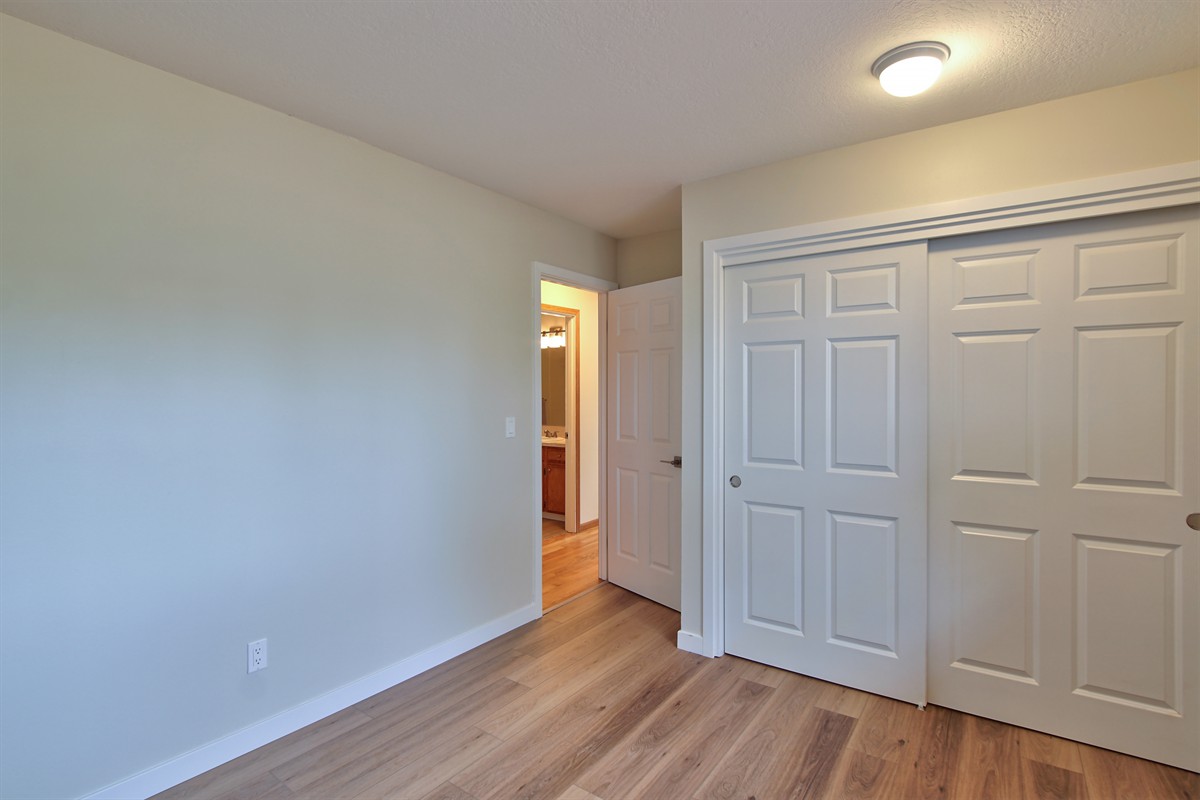 14255swbarlowcourt_0037