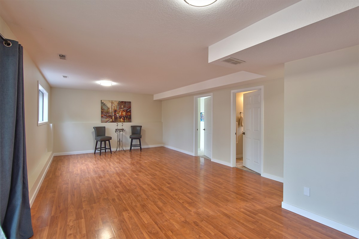 14255swbarlowcourt_0053
