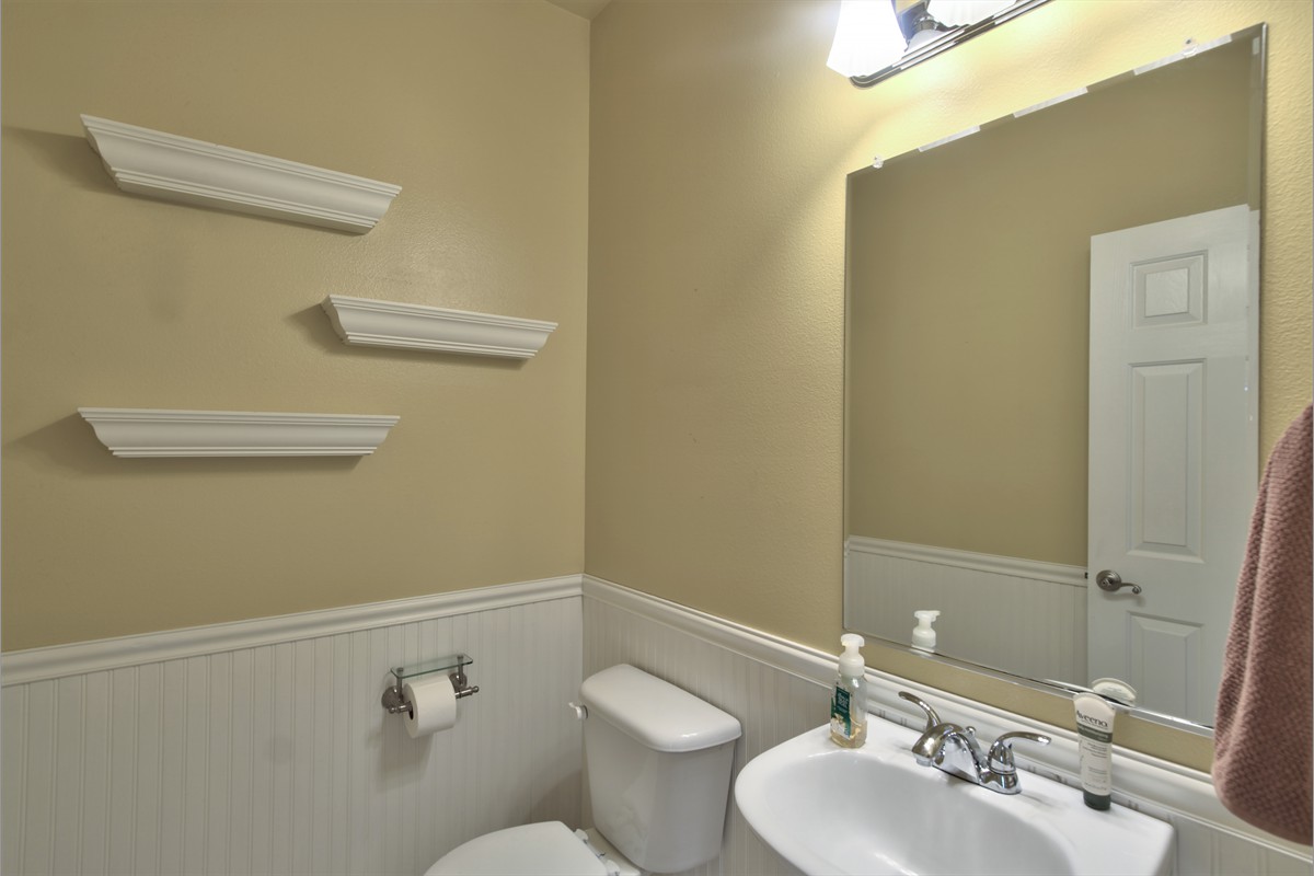 22378swsaxonplace_0027