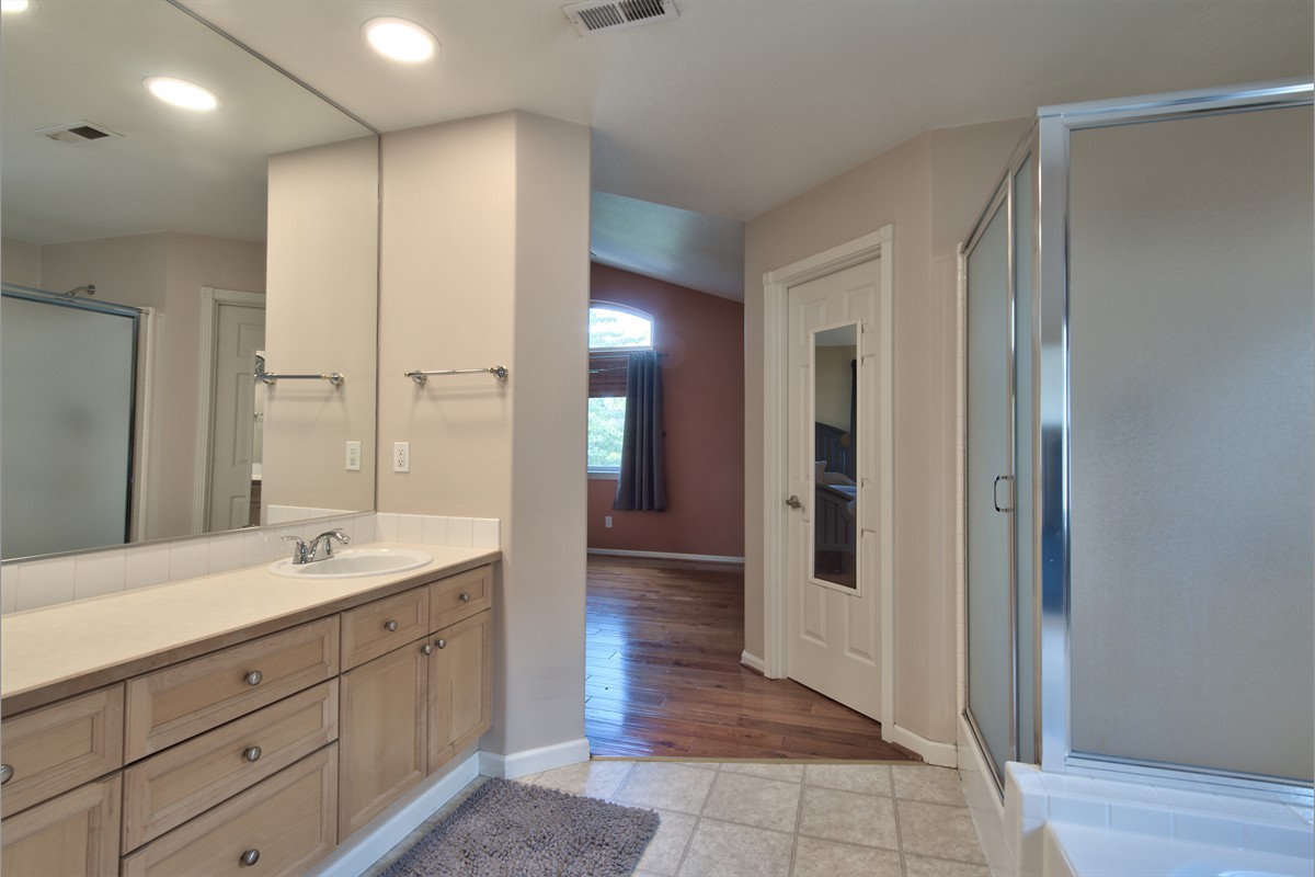 22378swsaxonplace_0040