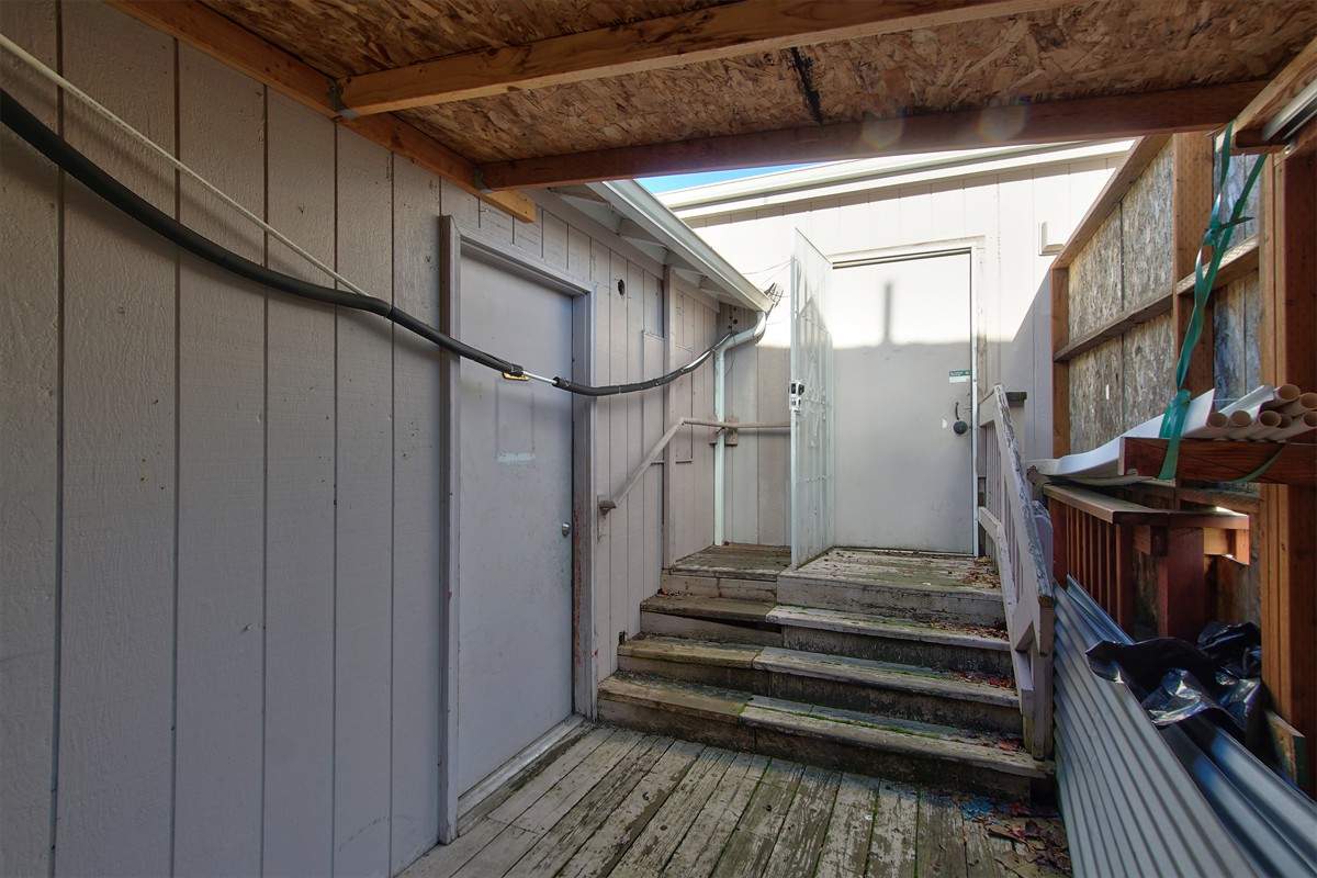 8523sestarkstreet_006