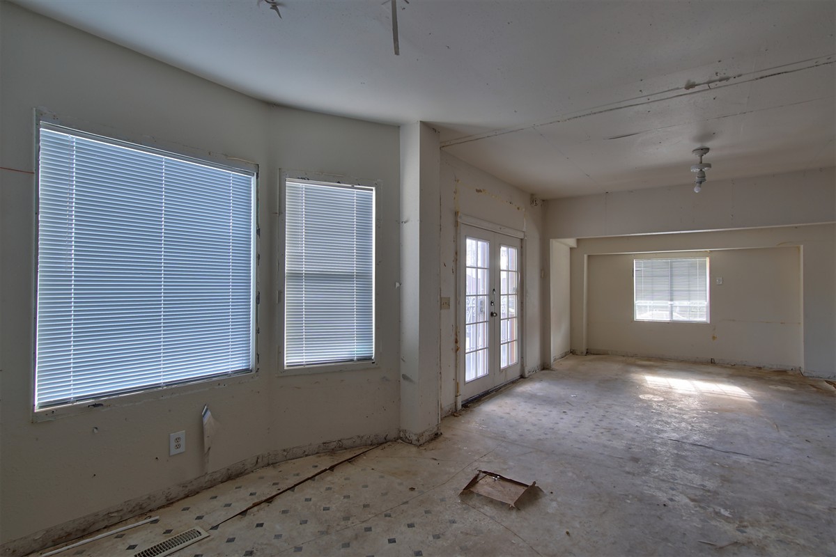 8523sestarkstreet_010