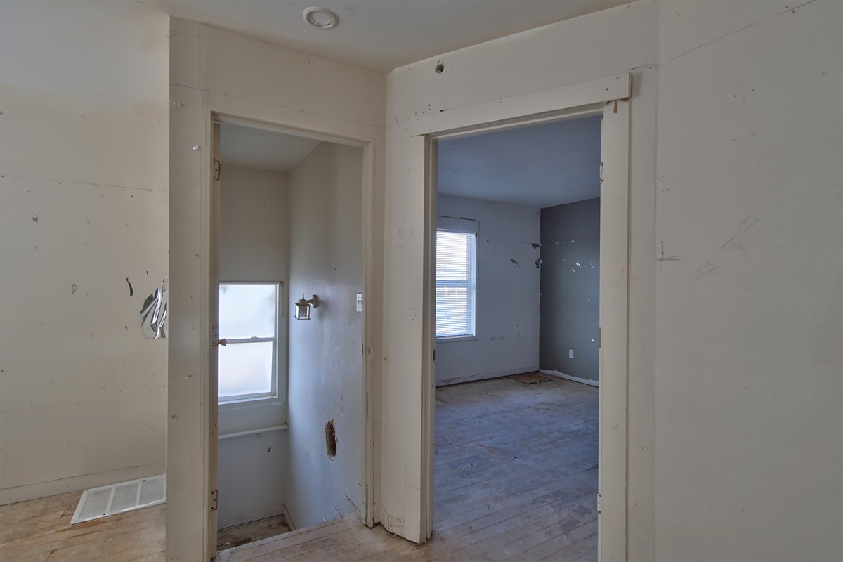 8523sestarkstreet_019