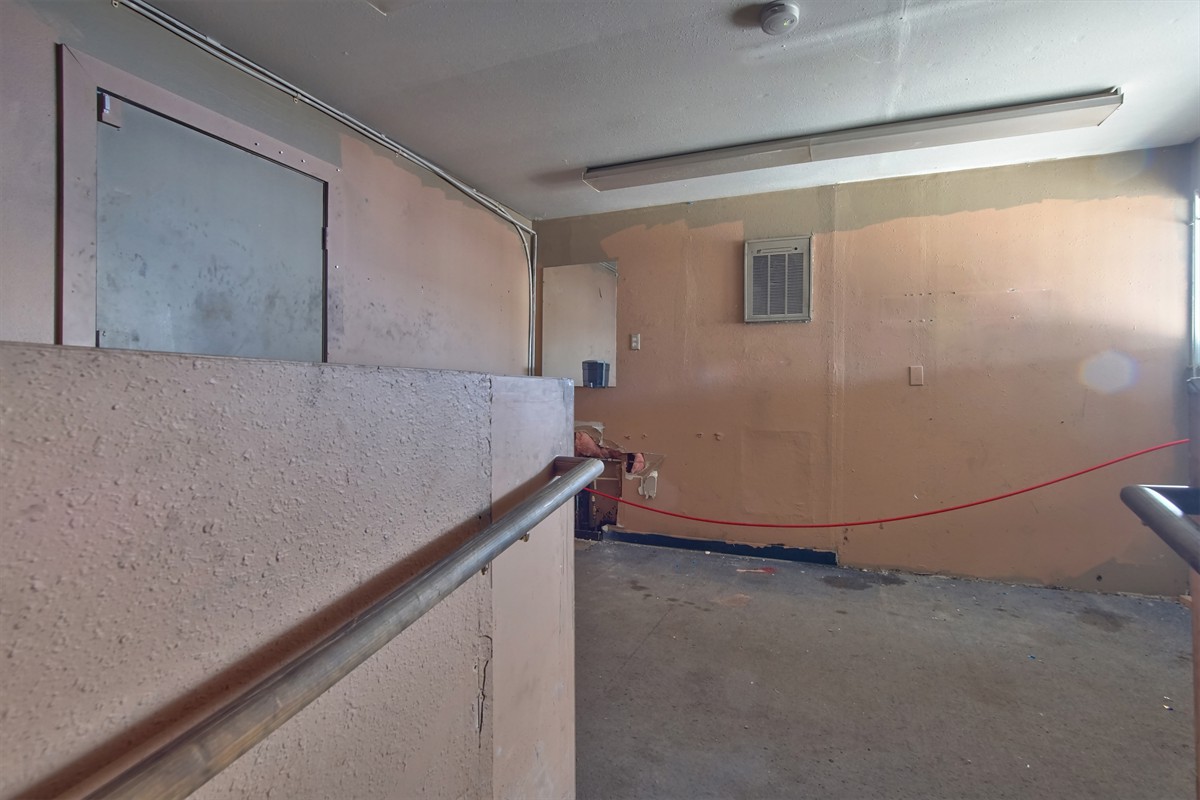 8523sestarkstreet_034