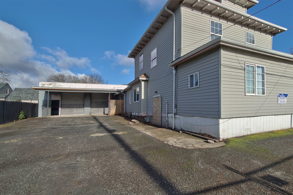 8523sestarkstreet_046