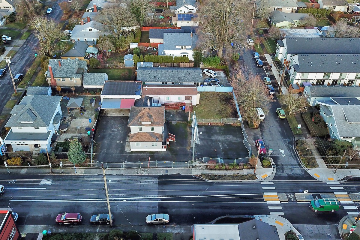8523sestarkstreet_052
