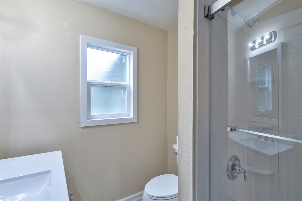 345nwyamhillstreet_019