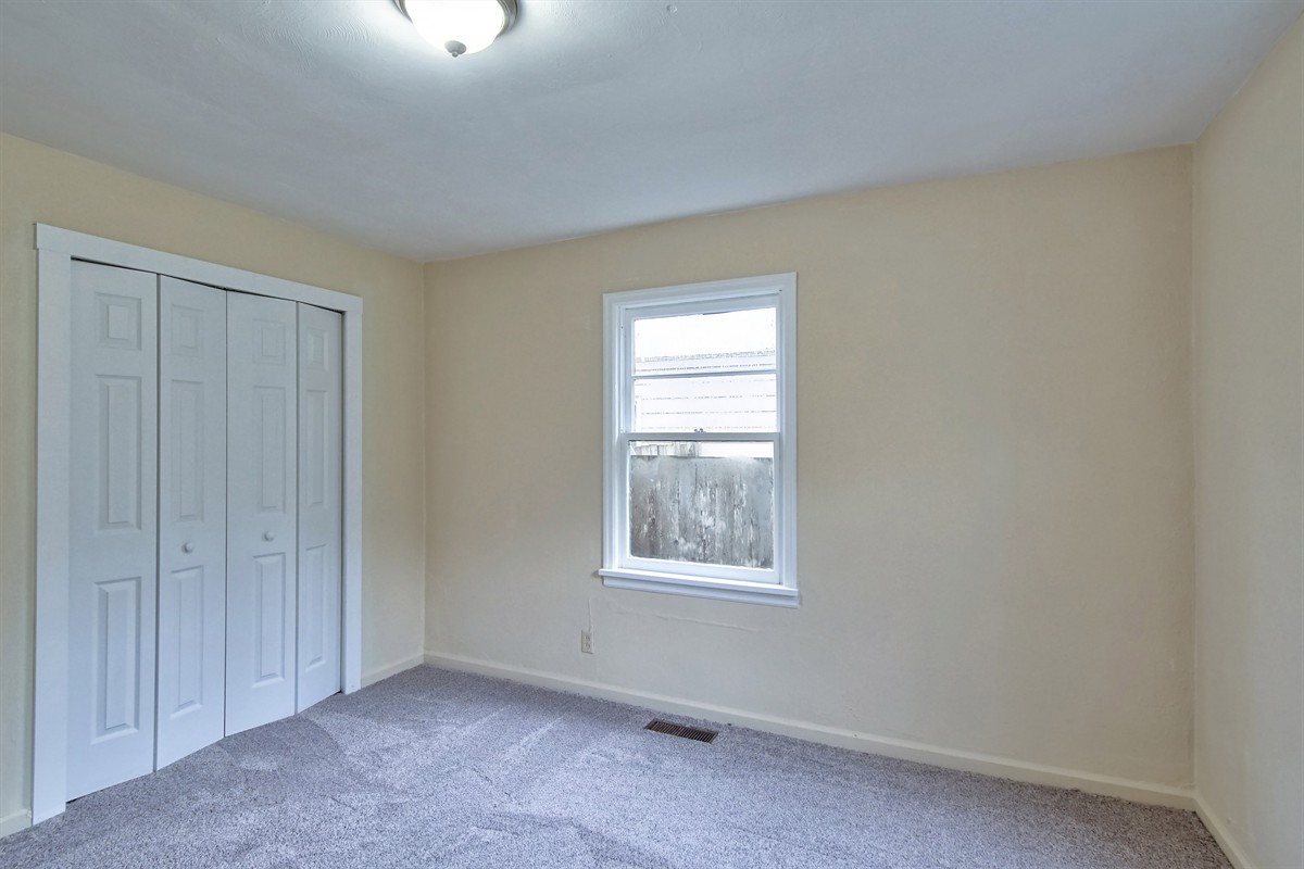 345nwyamhillstreet_025