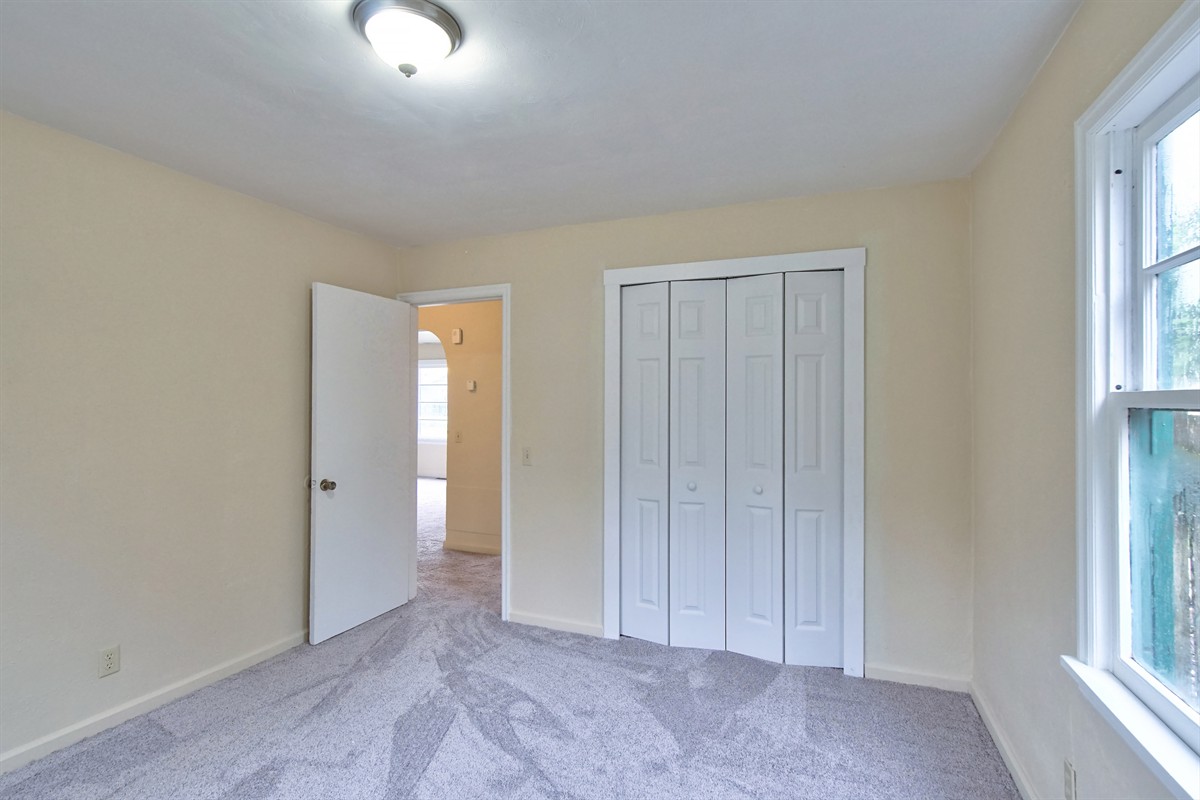 345nwyamhillstreet_026