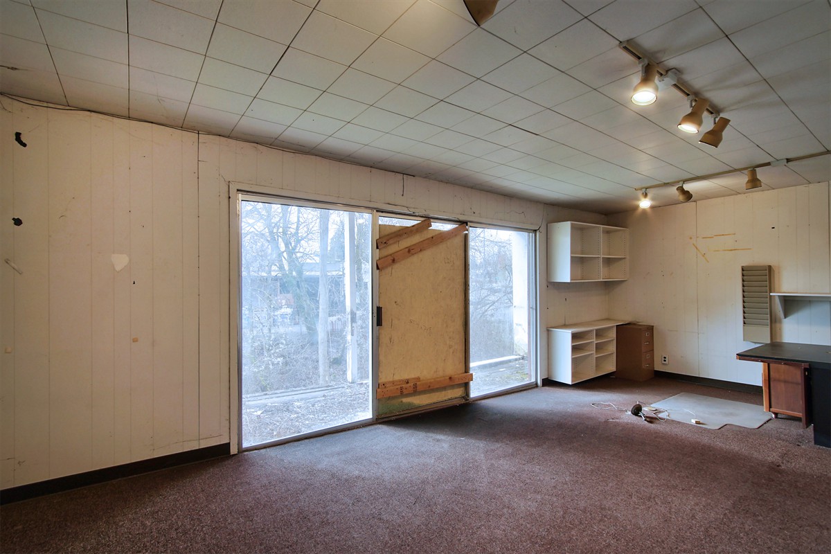 1012commercialstne_021