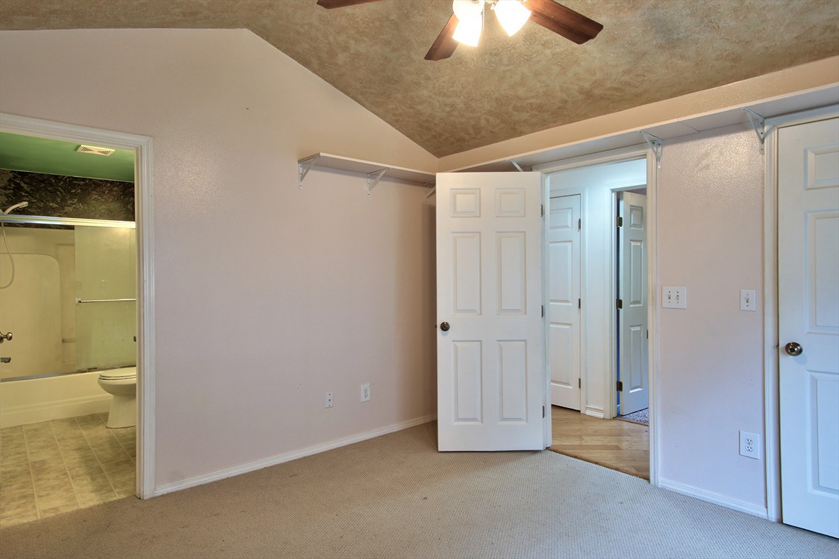 302nwsadiecourt_021