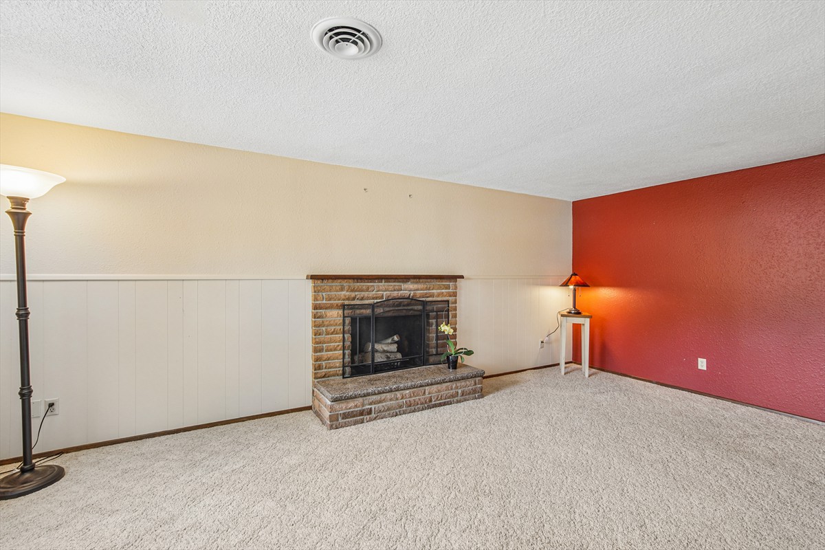 1728ne19thstreet_0011