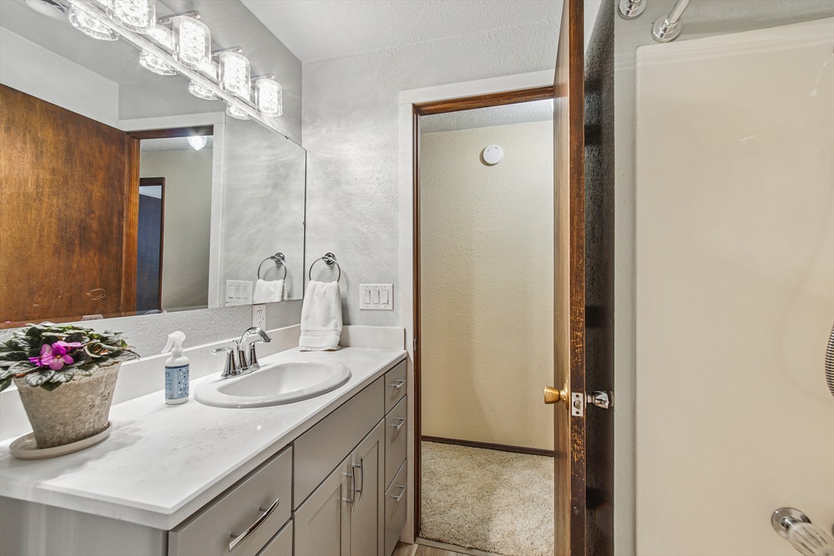 1728ne19thstreet_0028