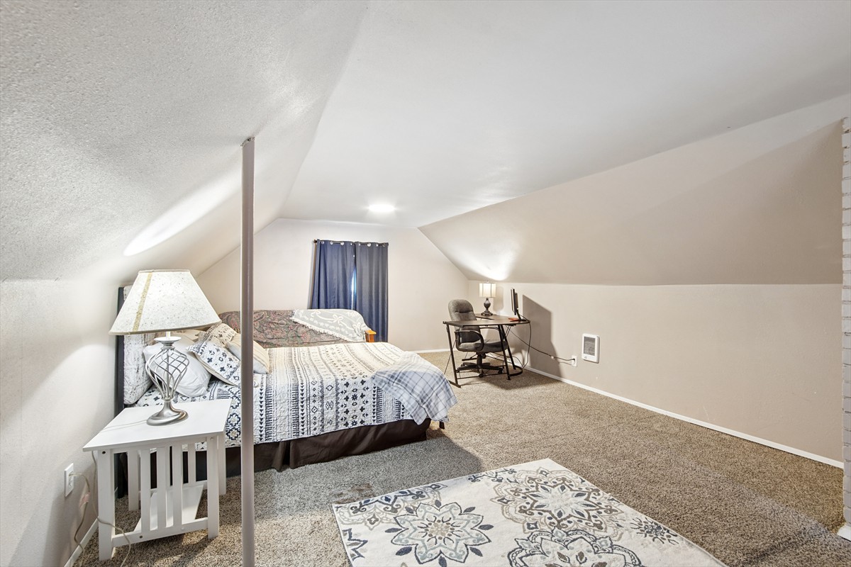 920academystreetne_0164