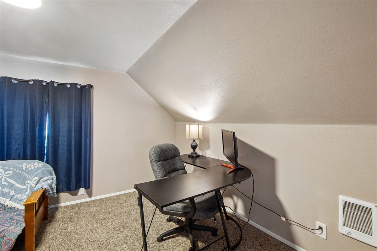 920academystreetne_0166