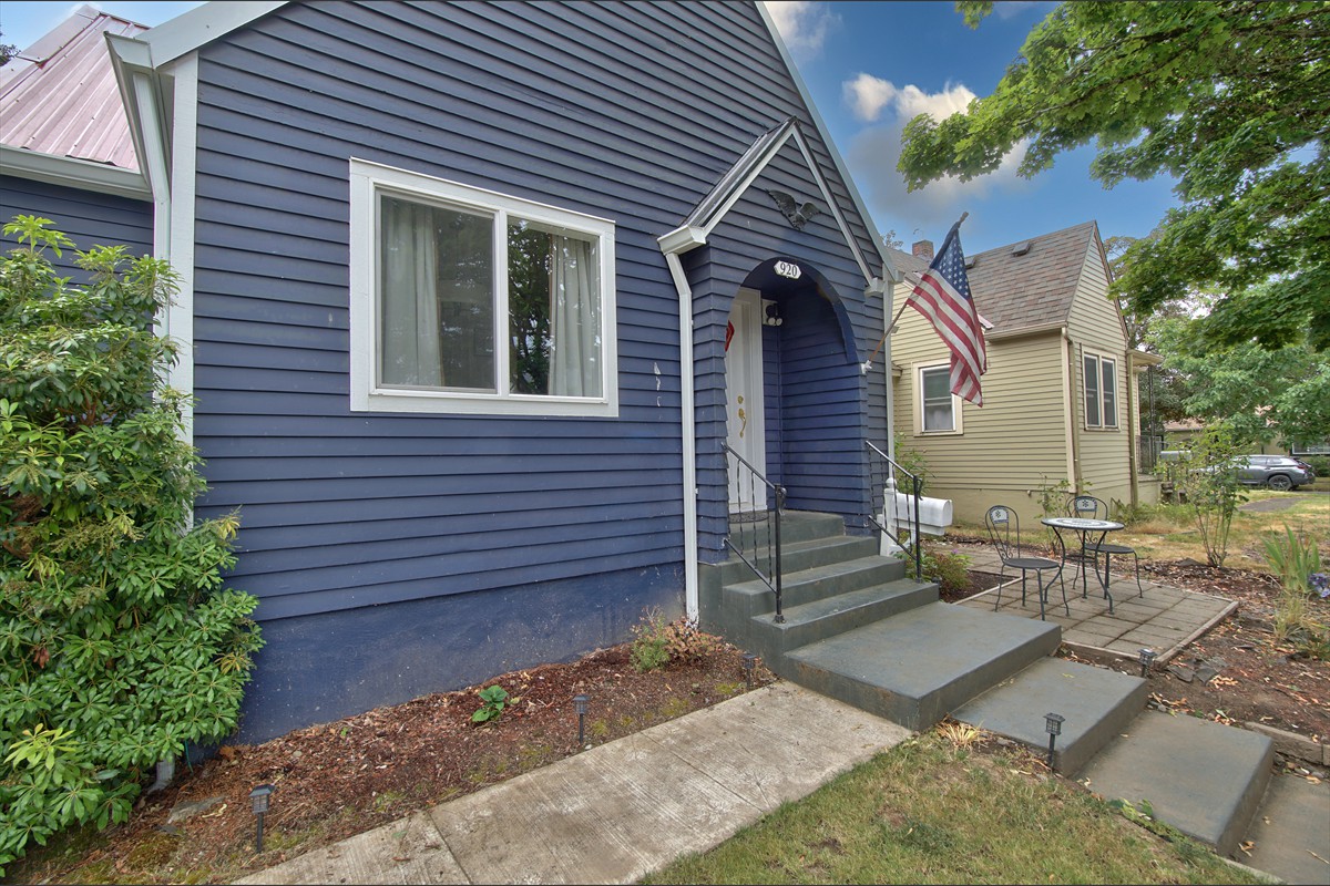 920academystreetne_0190