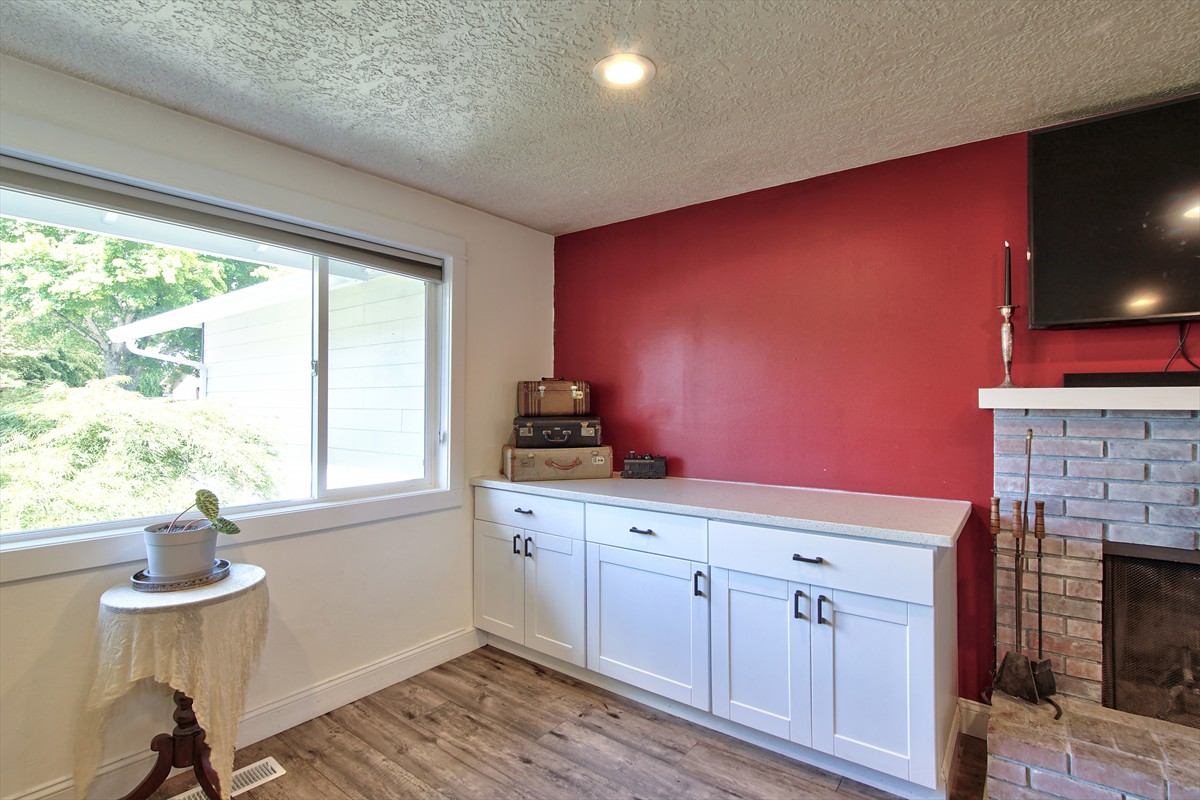1005nw6thplace_0008