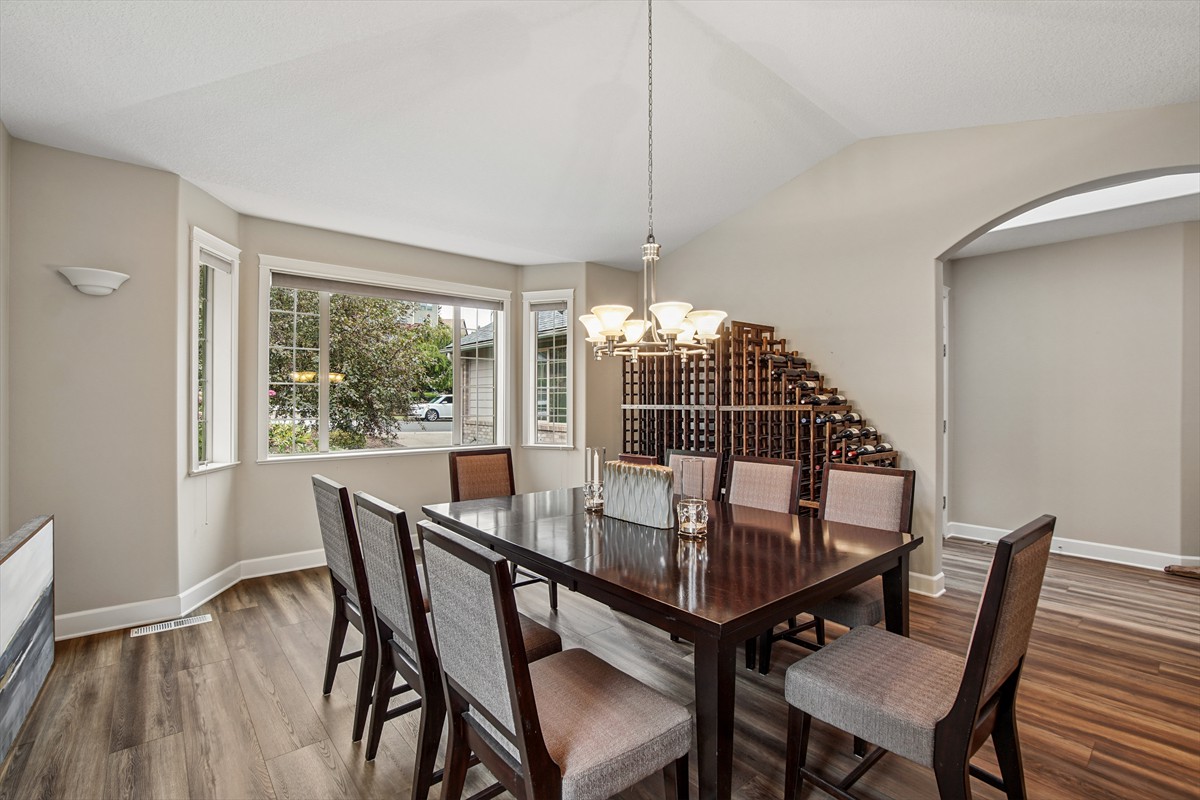 1395westmeadowsdrnw_009