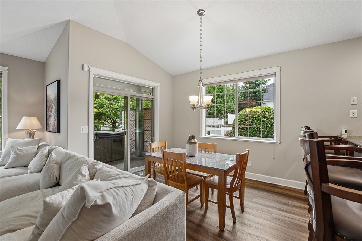 1395westmeadowsdrnw_017