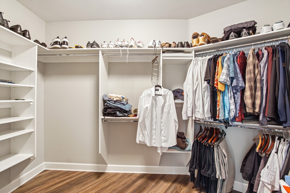 1395westmeadowsdrnw_031
