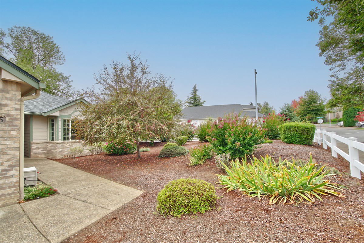 1395westmeadowsdrnw_055